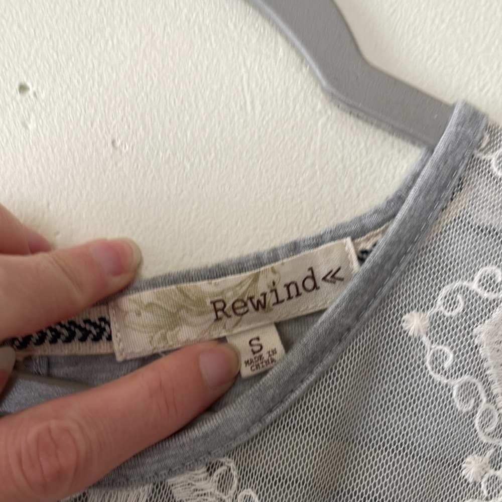 Rewind, Silver/lilac grey Tank top. Excellent condition, pre-owned. - Picture 3 of 5
